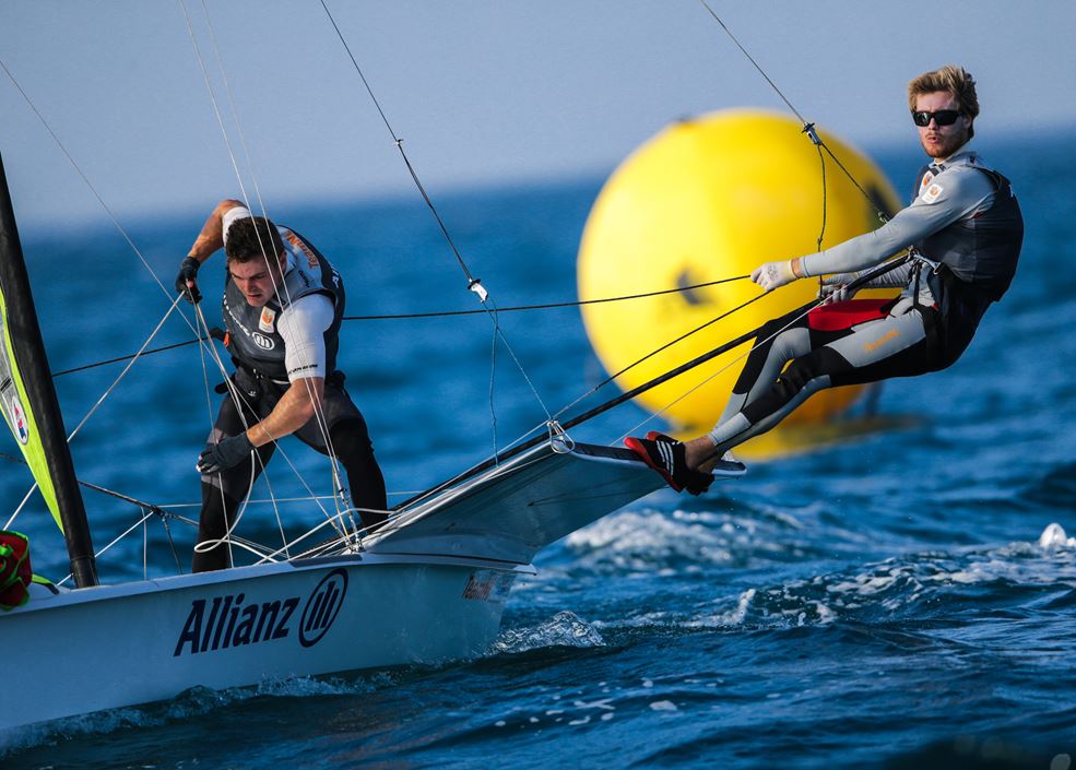 Bart Lambriex en Floris van de Werken (fotograaf Sailing Energy)